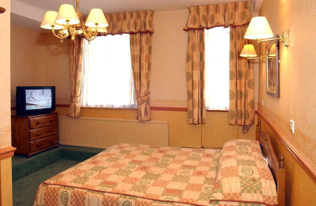 Station Hotel Gloucester Exteriér fotografie